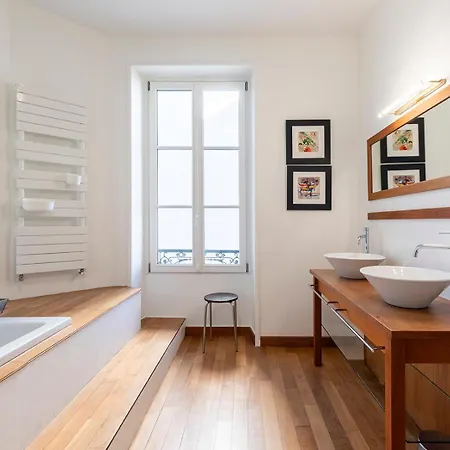Holiday home Superbe Maison Familiale Avec Jardin Au Coeur De Biarritz