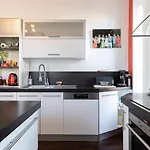 Vakantiehuis Superbe Maison Familiale Avec Jardin Au Coeur De *