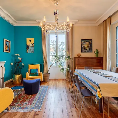 Superbe Maison Familiale Avec Jardin Au Coeur De *