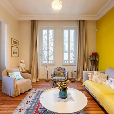 Superbe Maison Familiale Avec Jardin Au Coeur De Biarritz