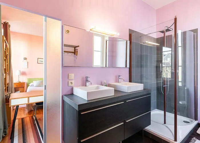 Superbe Maison Familiale Avec Jardin Au Coeur De * 比亚里茨